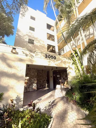 $1,900 | 3050 Northwest 42nd Avenue, Unit C302, Coconut Creek, FL 33066