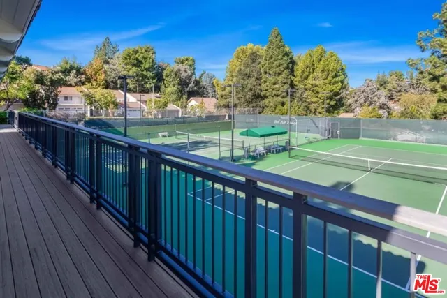 $2,890,000 | 10221 Briarwood Drive, Los Angeles, CA 90077