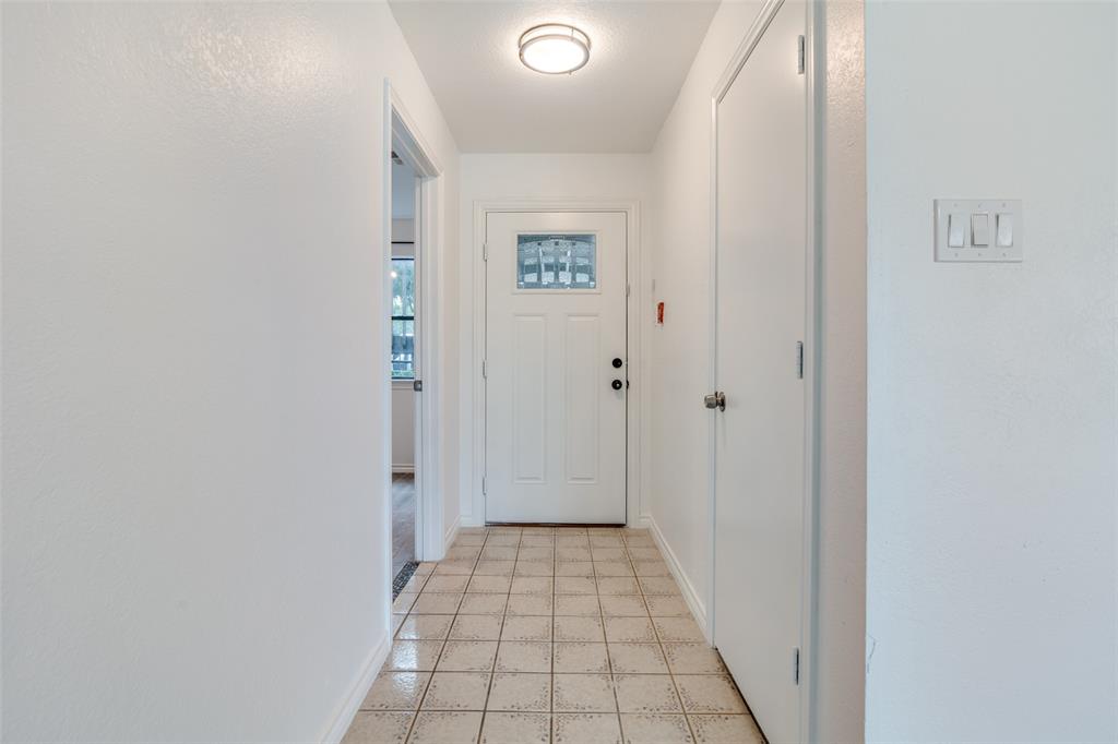 1107 Signal Ridge Place Rockwall, TX 75032 - Photo 11 of 22 Gallery Image 11