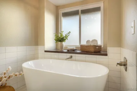 $1,075,000 | 1008 Red Oak Place, Chula Vista, CA 91910