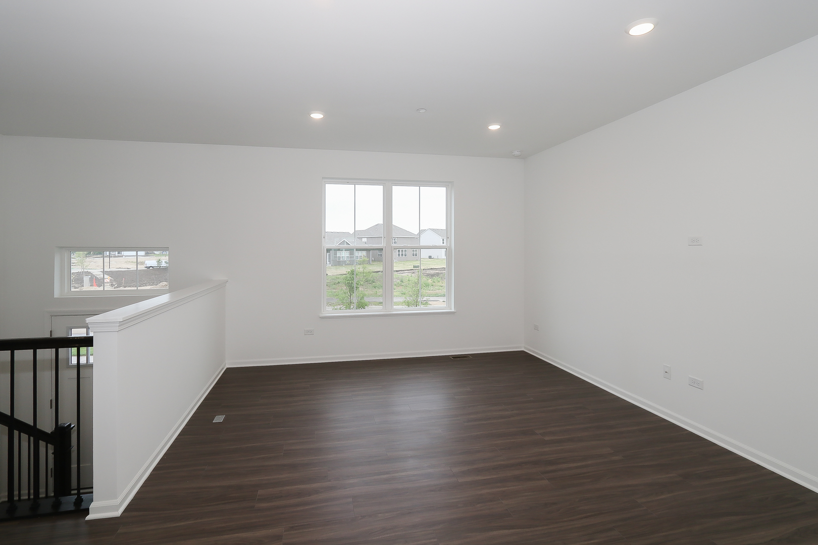 2252 Stonegate Road Algonquin, IL 60102 - Photo 4 of 31