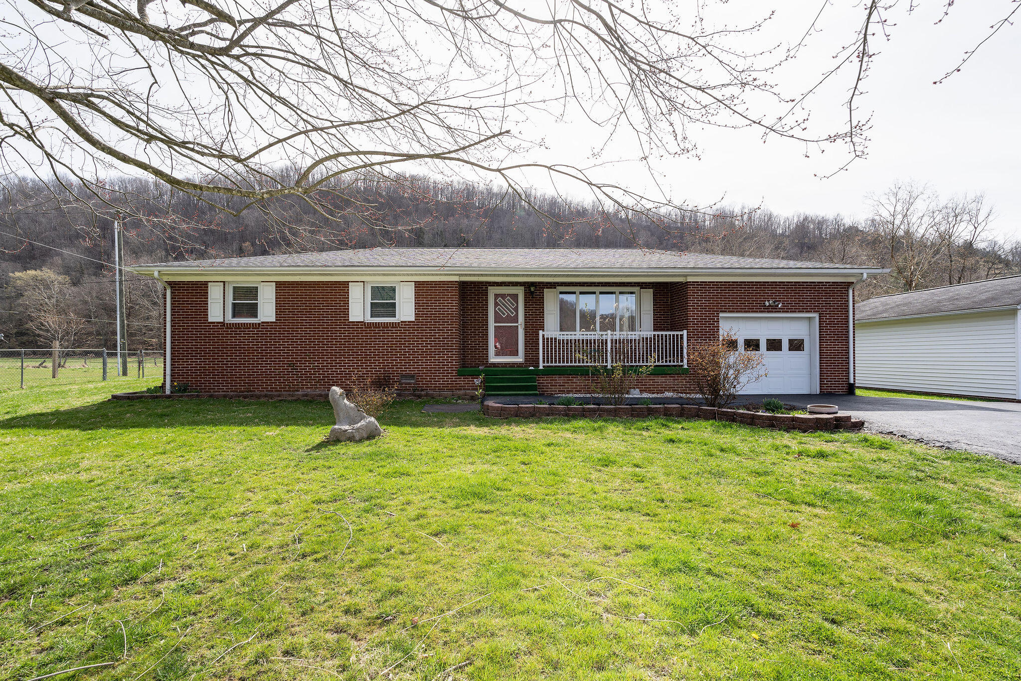 2874 Bandy Road Cedar Bluff, VA 24609 - Photo 11 of 47 DSC01442-Edit