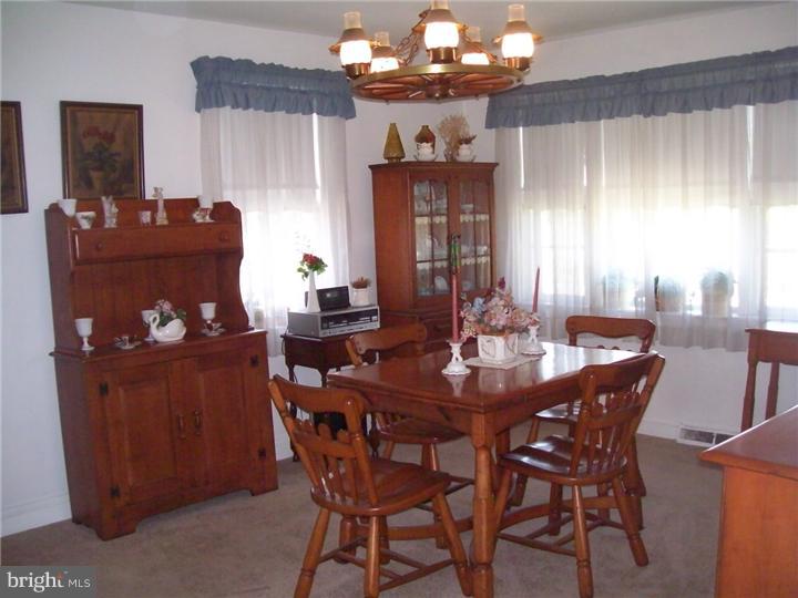833 South Cedar Road Rockledge, PA 19046 - Photo 6 of 24 Dining Room