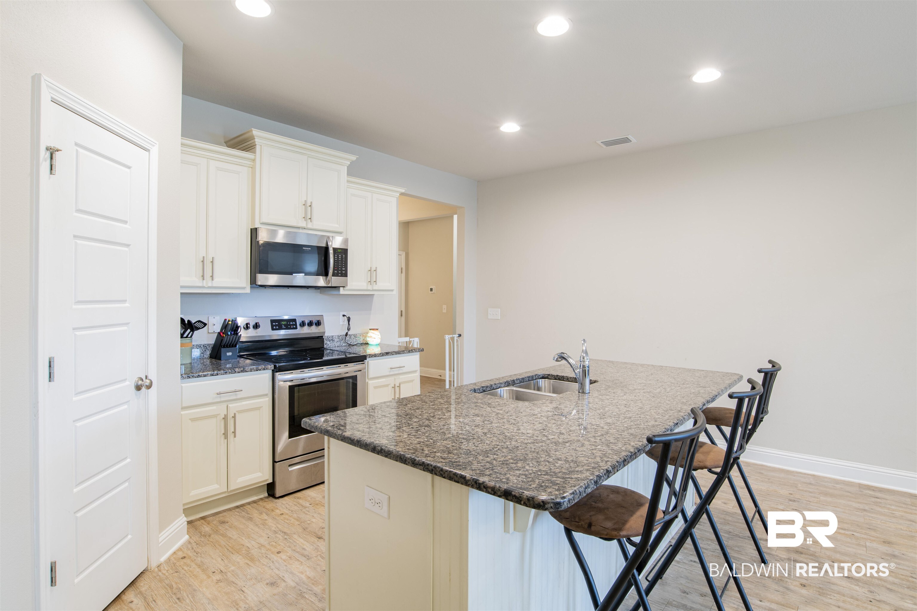 13111 Kinlock Falls Avenue Fairhope, AL 36532 - Photo 15 of 34