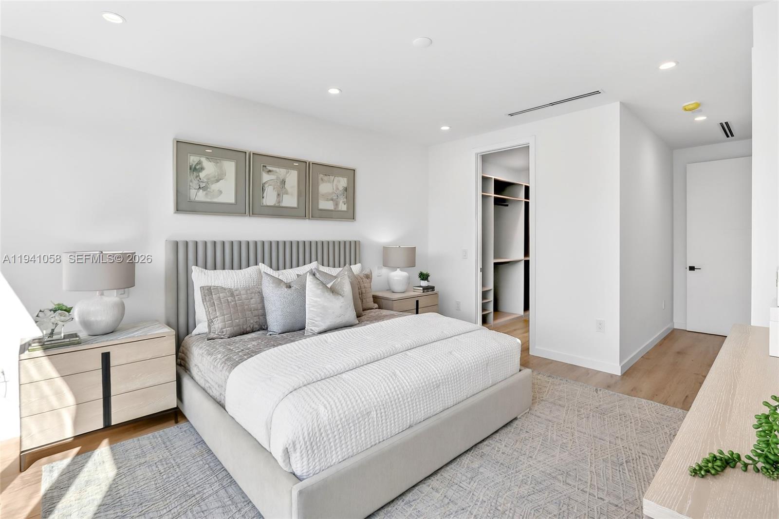 3084 Indiana Street Miami, FL 33133 - Photo 12 of 28