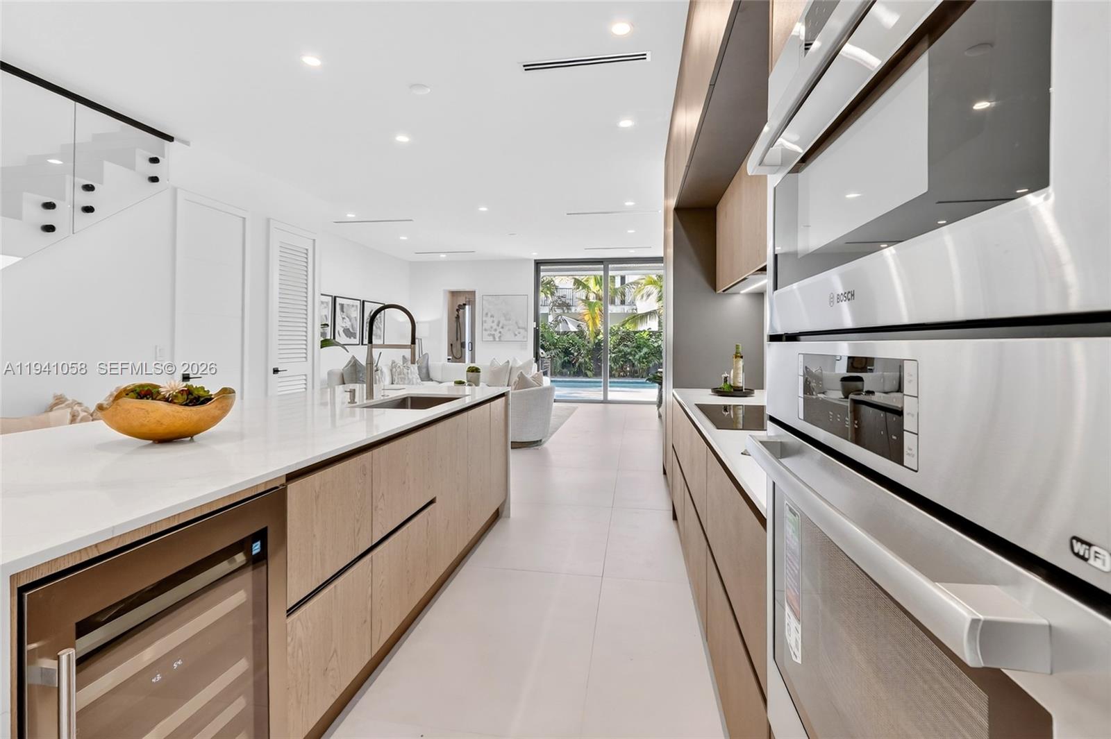 3084 Indiana Street Miami, FL 33133 - Photo 6 of 28