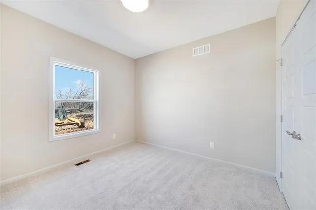 $471,820 | 9341 North Belton Avenue, Kansas City, MO 64154