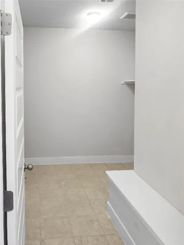 $2,550 | 551 Tanda Lane, Hutto, TX 78634