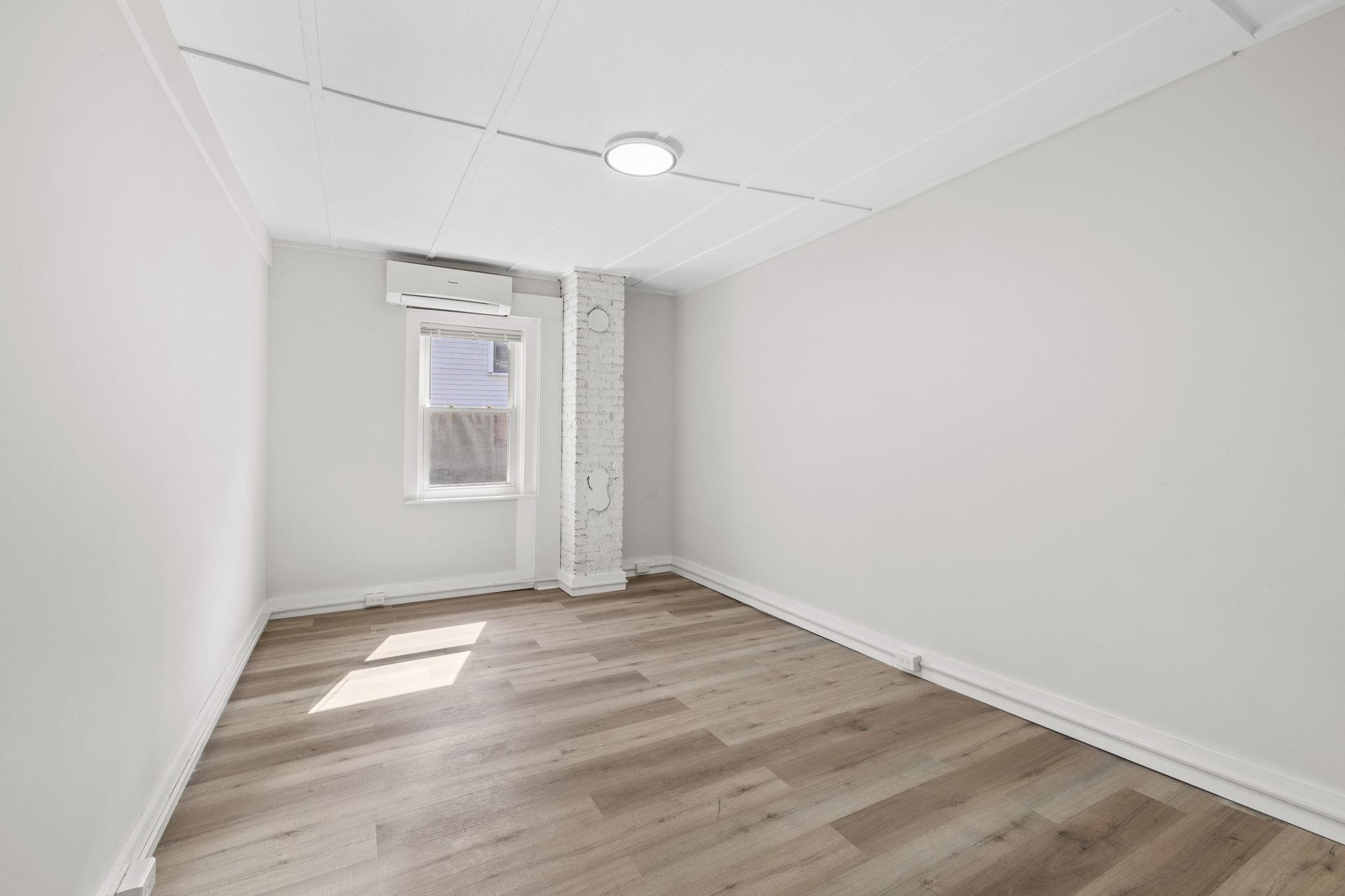 11 Spring Street Newmarket, NH 03857 - Photo 24 of 35