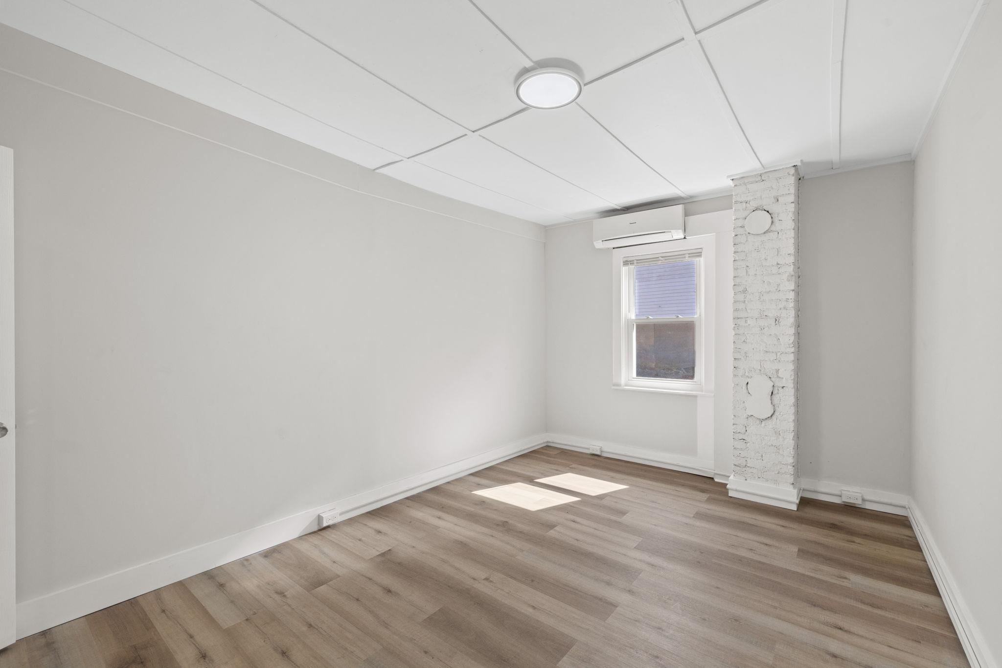 11 Spring Street Newmarket, NH 03857 - Photo 25 of 35
