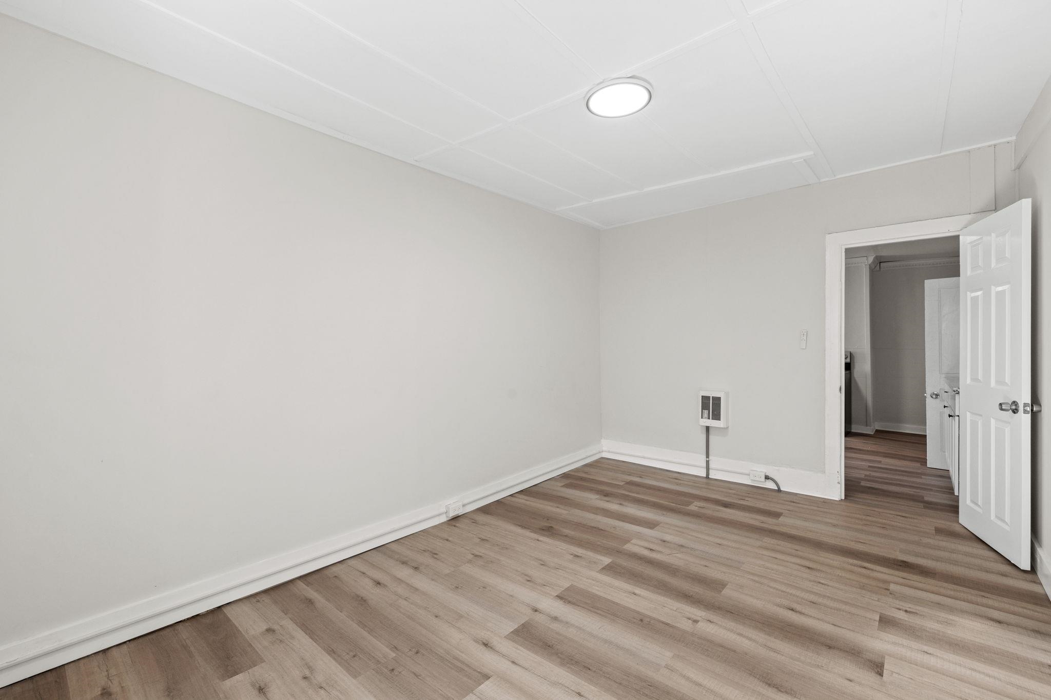 11 Spring Street Newmarket, NH 03857 - Photo 26 of 35