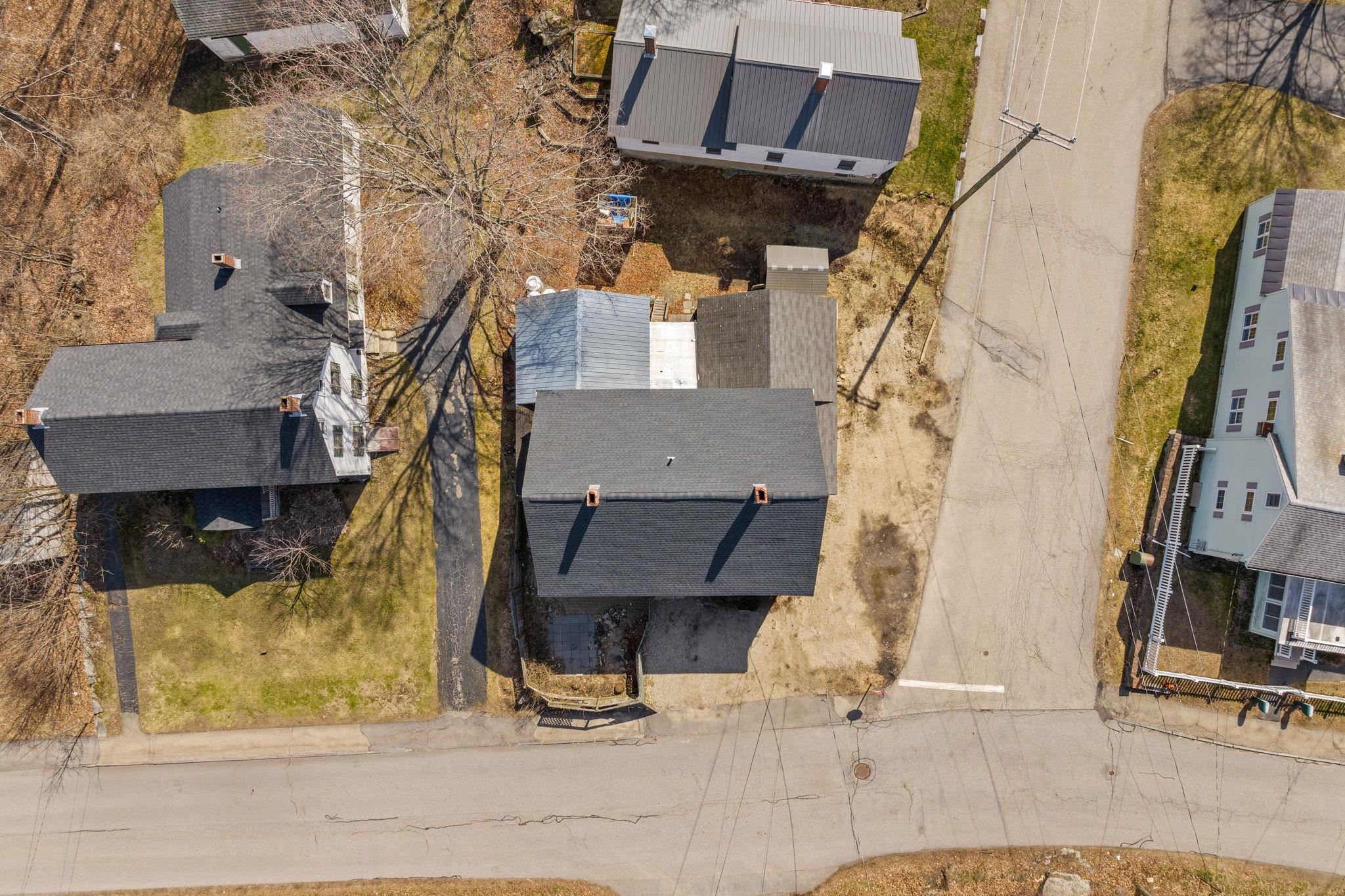 11 Spring Street Newmarket, NH 03857 - Photo 4 of 35
