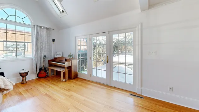 $439,999 | 2800 Acushnet Avenue, New Bedford, MA 02745