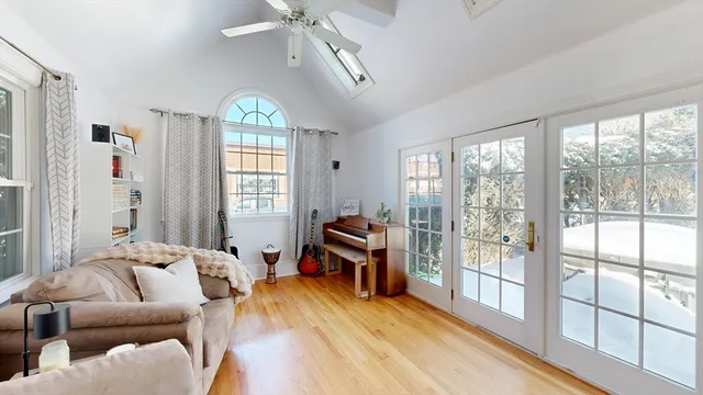 $439,999 | 2800 Acushnet Avenue, New Bedford, MA 02745