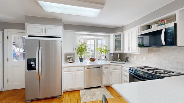 $439,999 | 2800 Acushnet Avenue, New Bedford, MA 02745