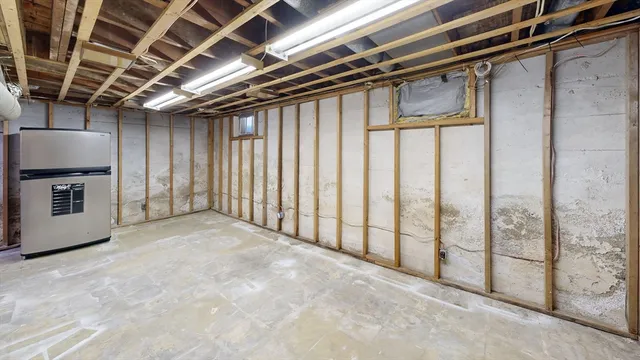 $439,999 | 2800 Acushnet Avenue, New Bedford, MA 02745