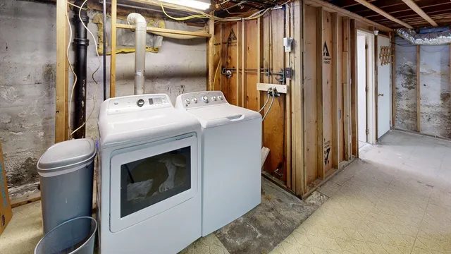 $439,999 | 2800 Acushnet Avenue, New Bedford, MA 02745