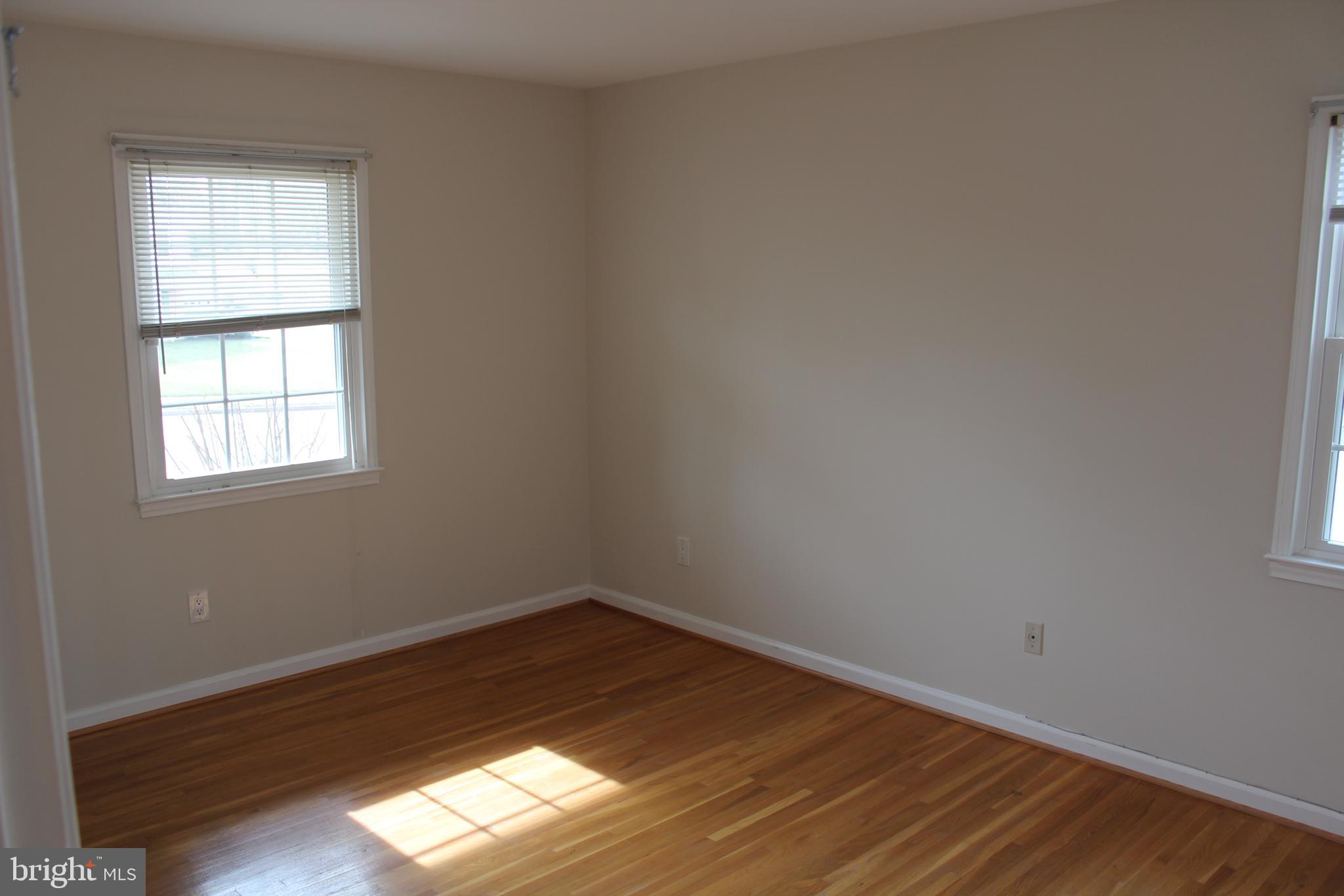 8218 Dabney Avenue Springfield, VA 22152 - Photo 13 of 33 Master BR - also hardwood floors