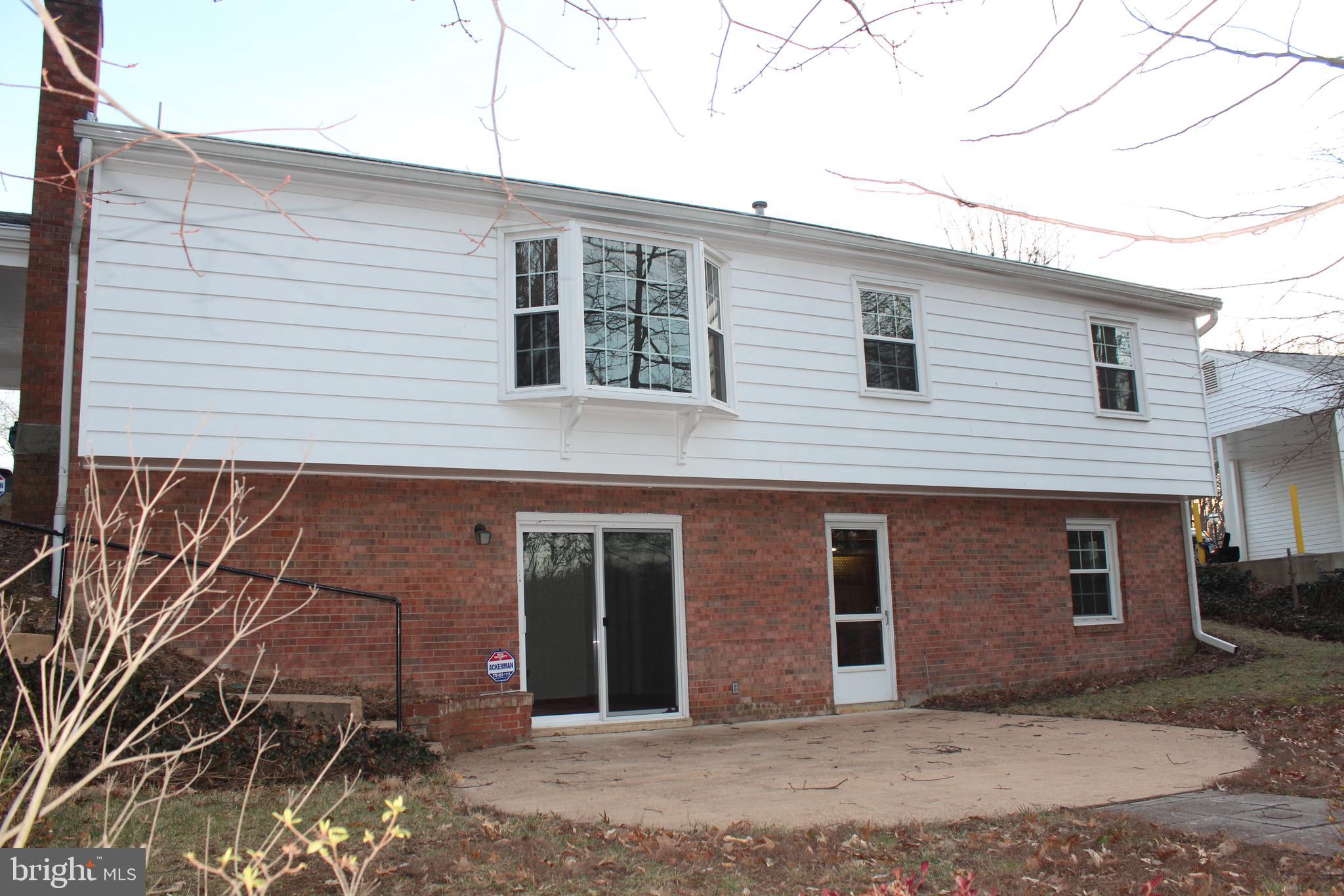8218 Dabney Avenue Springfield, VA 22152 - Photo 33 of 33 Back left side of house