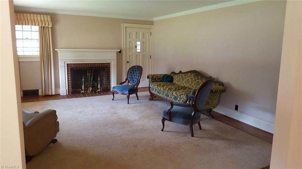 657 Motor Road Winston-Salem, NC 27105 - Photo 3 of 19 Gallery Image 3