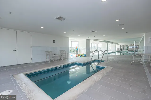 $469,500 | 717 South Christopher Columbus Boulevard, Unit 1607, Philadelphia, PA 19147