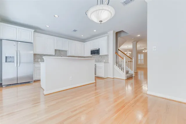 $3,000 | 30 Waugh Drive, Unit A, Houston, TX 77007