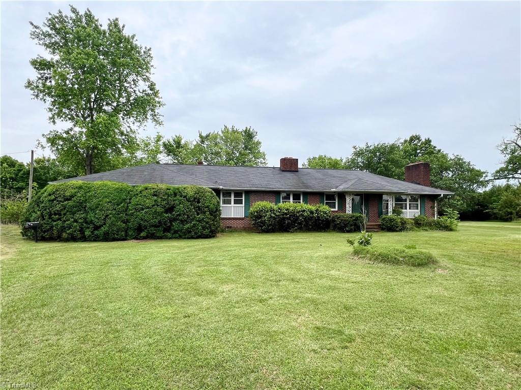 3684 Oak Ridge Road Summerfield, NC 27358 - Photo 1 of 42 Gallery Image 1