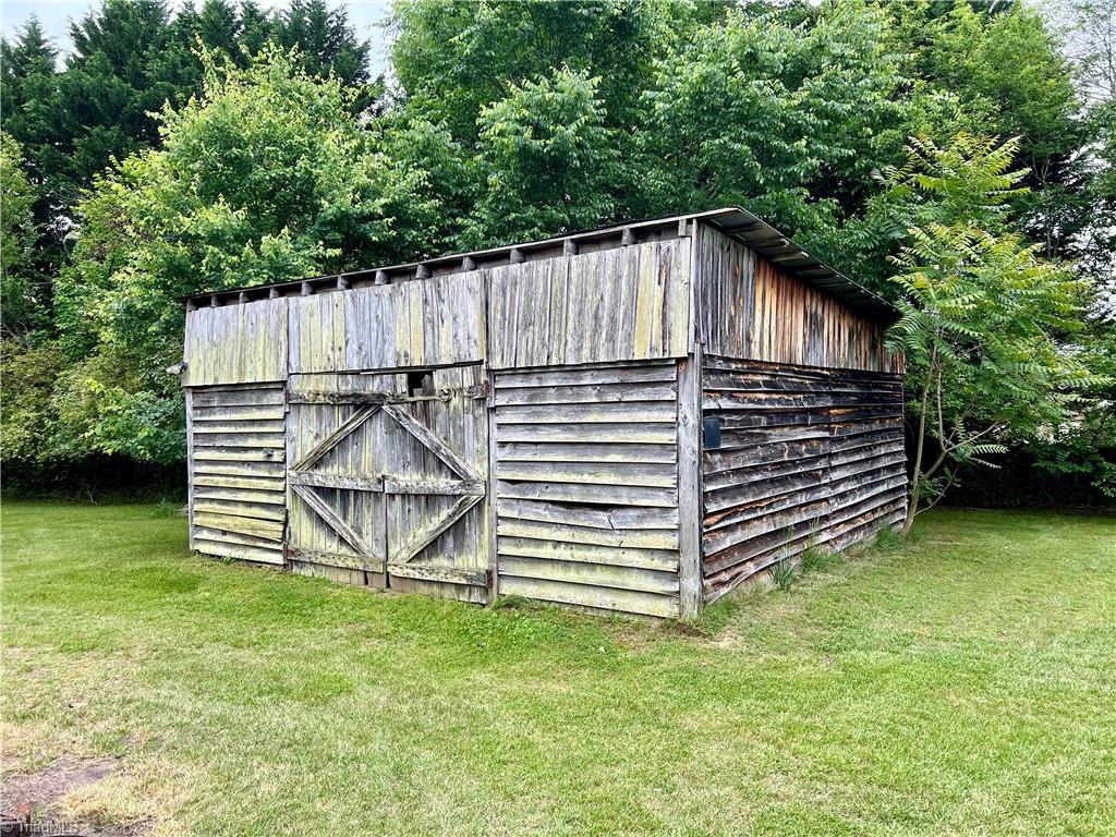 3684 Oak Ridge Road Summerfield, NC 27358 - Photo 39 of 42 Barn located on rear of the property
