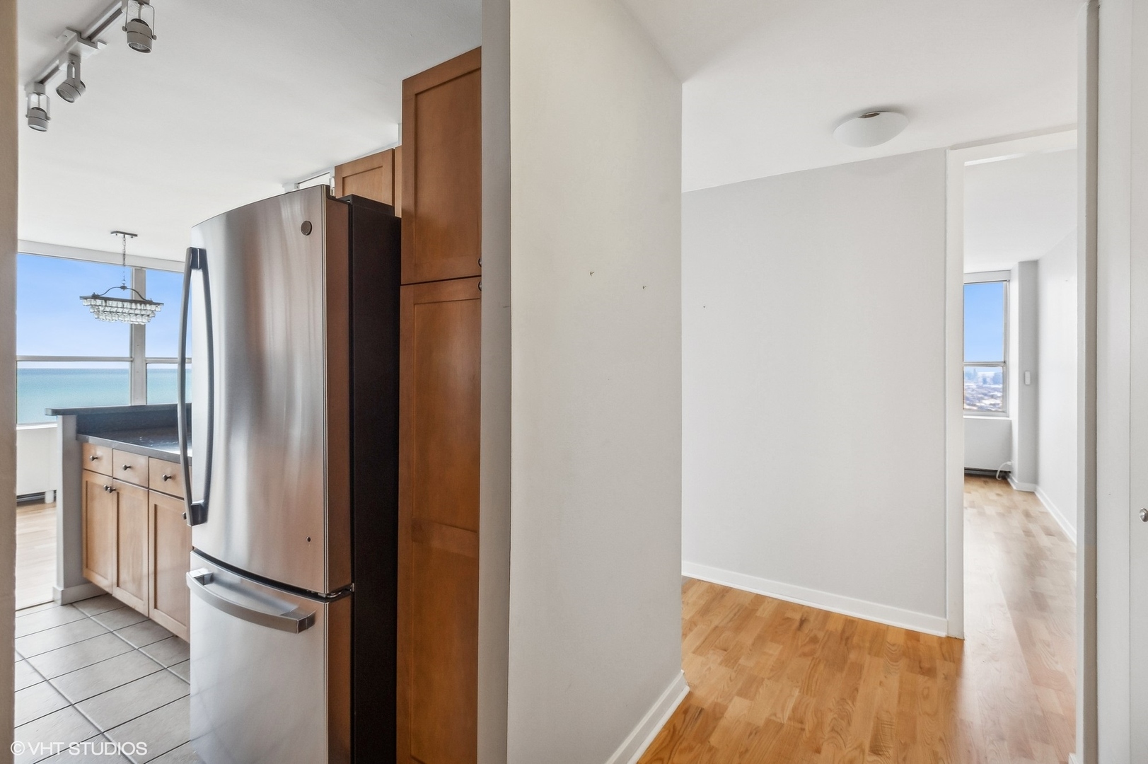 655 West Irving Park Road, Unit 5101 Chicago, IL 60613 - Photo 10 of 27 Gallery Image 10