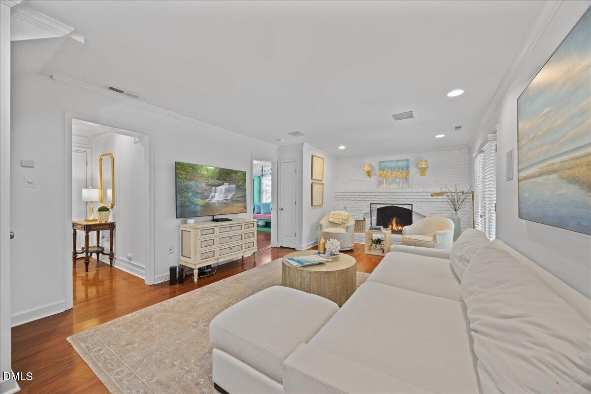 1205 Indian Trail Drive Raleigh, NC 27609 - Photo 15 of 40 16-2A1A9536