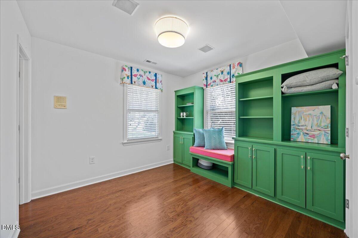 1205 Indian Trail Drive Raleigh, NC 27609 - Photo 19 of 40 20-2A1A9547