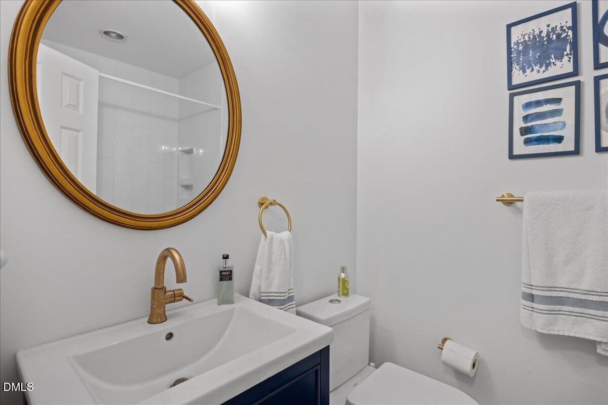 1205 Indian Trail Drive Raleigh, NC 27609 - Photo 22 of 40 23-2A1A9559
