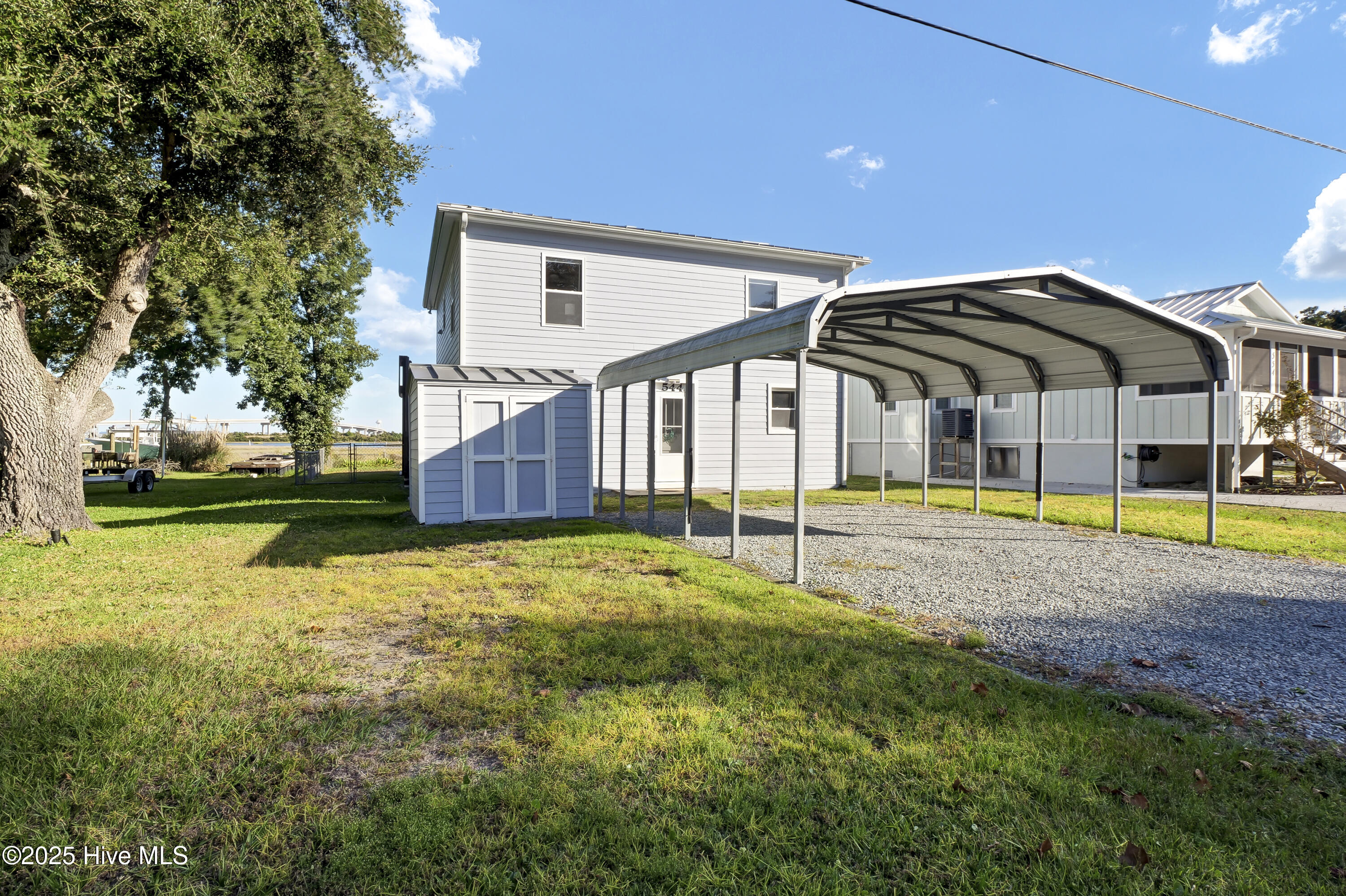 544 Little Kinston Road Surf City, NC 28445 - Photo 5 of 39 P1377084