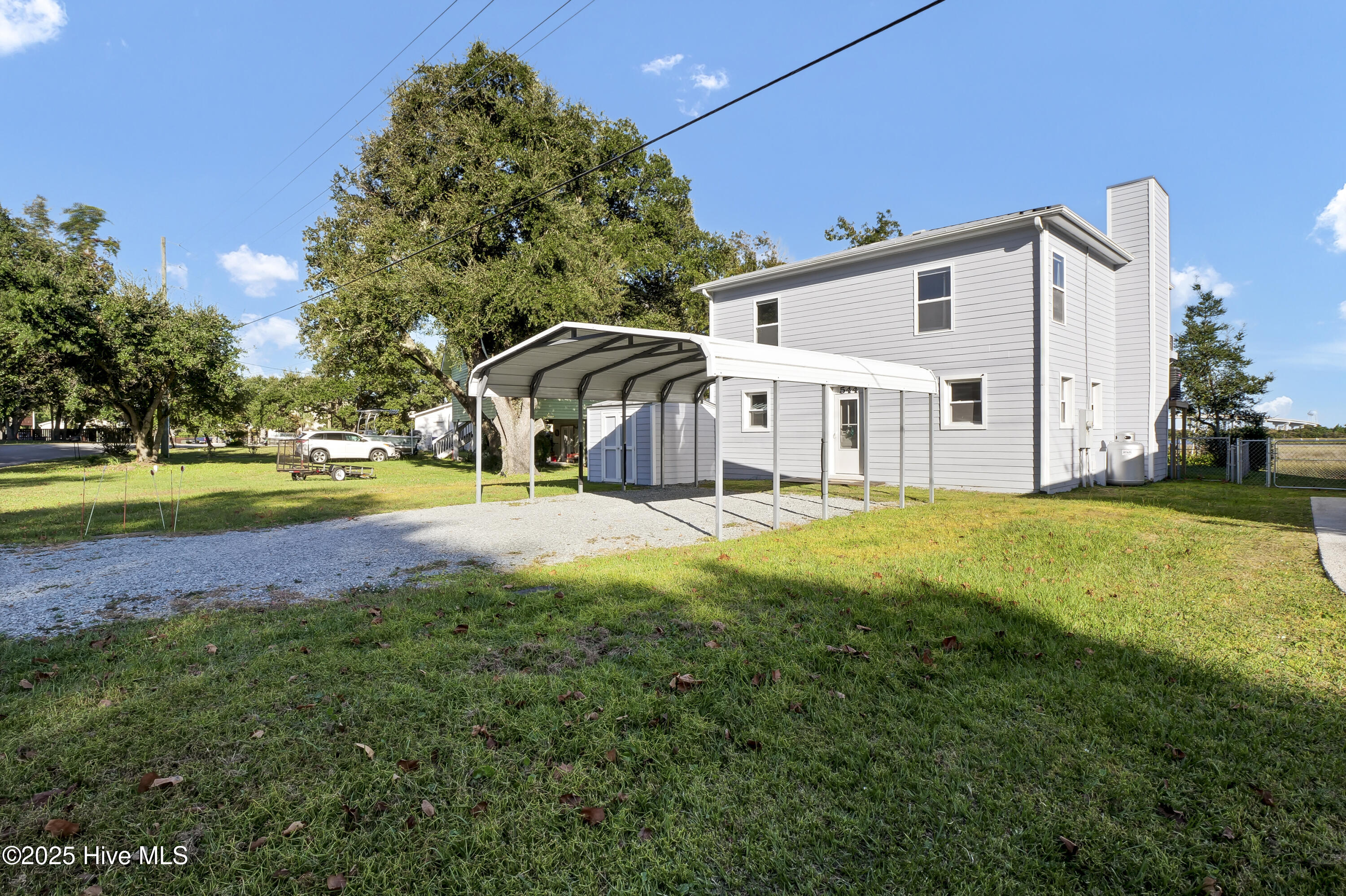 544 Little Kinston Road Surf City, NC 28445 - Photo 6 of 39 P1377069