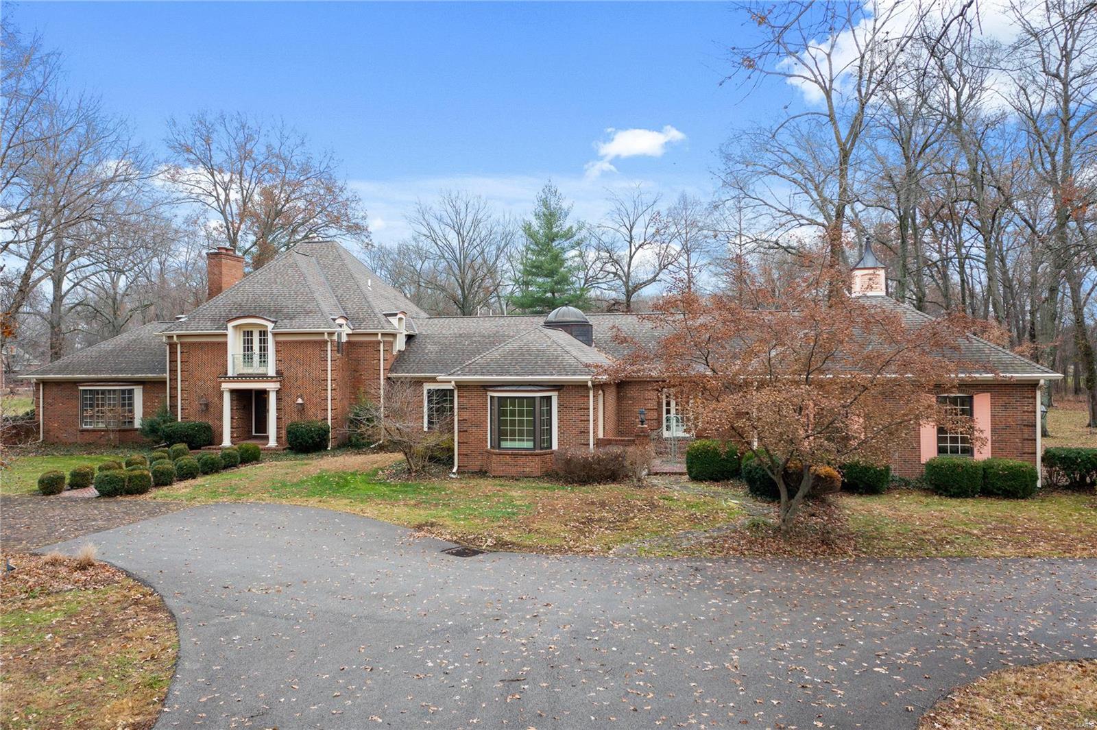 1605 Hawthorn Road Salem, IL 62881 - Photo 1 of 62 Gallery Image 1