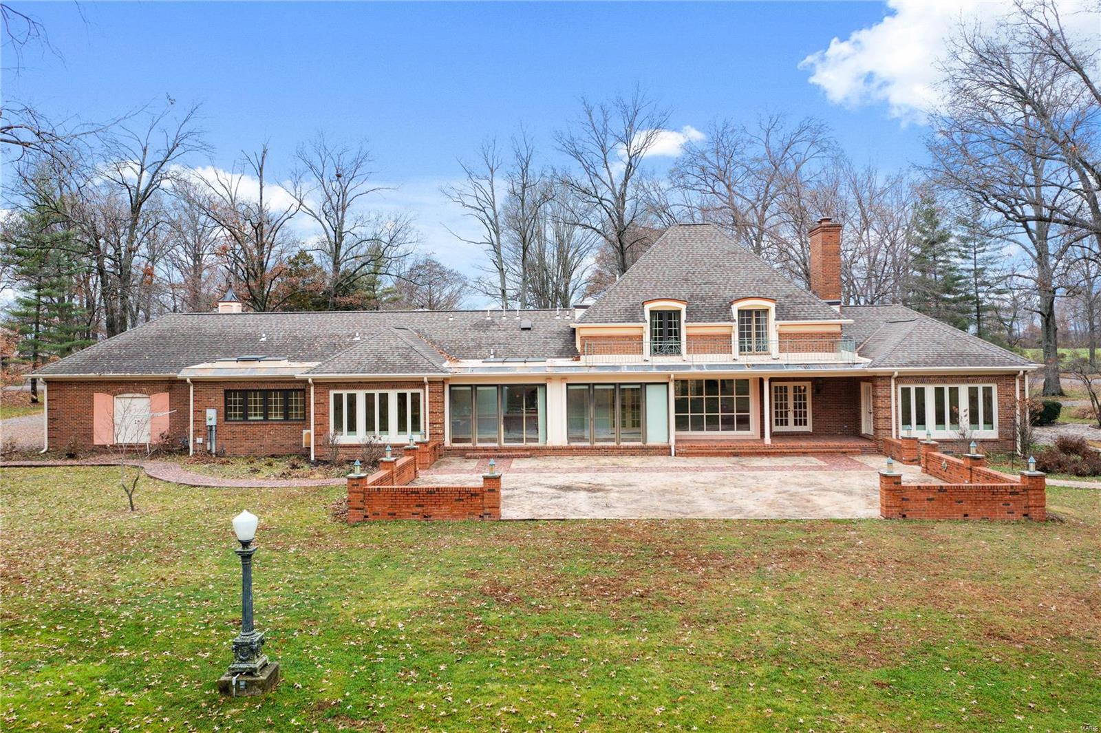 1605 Hawthorn Road Salem, IL 62881 - Photo 34 of 62 Gallery Image 34