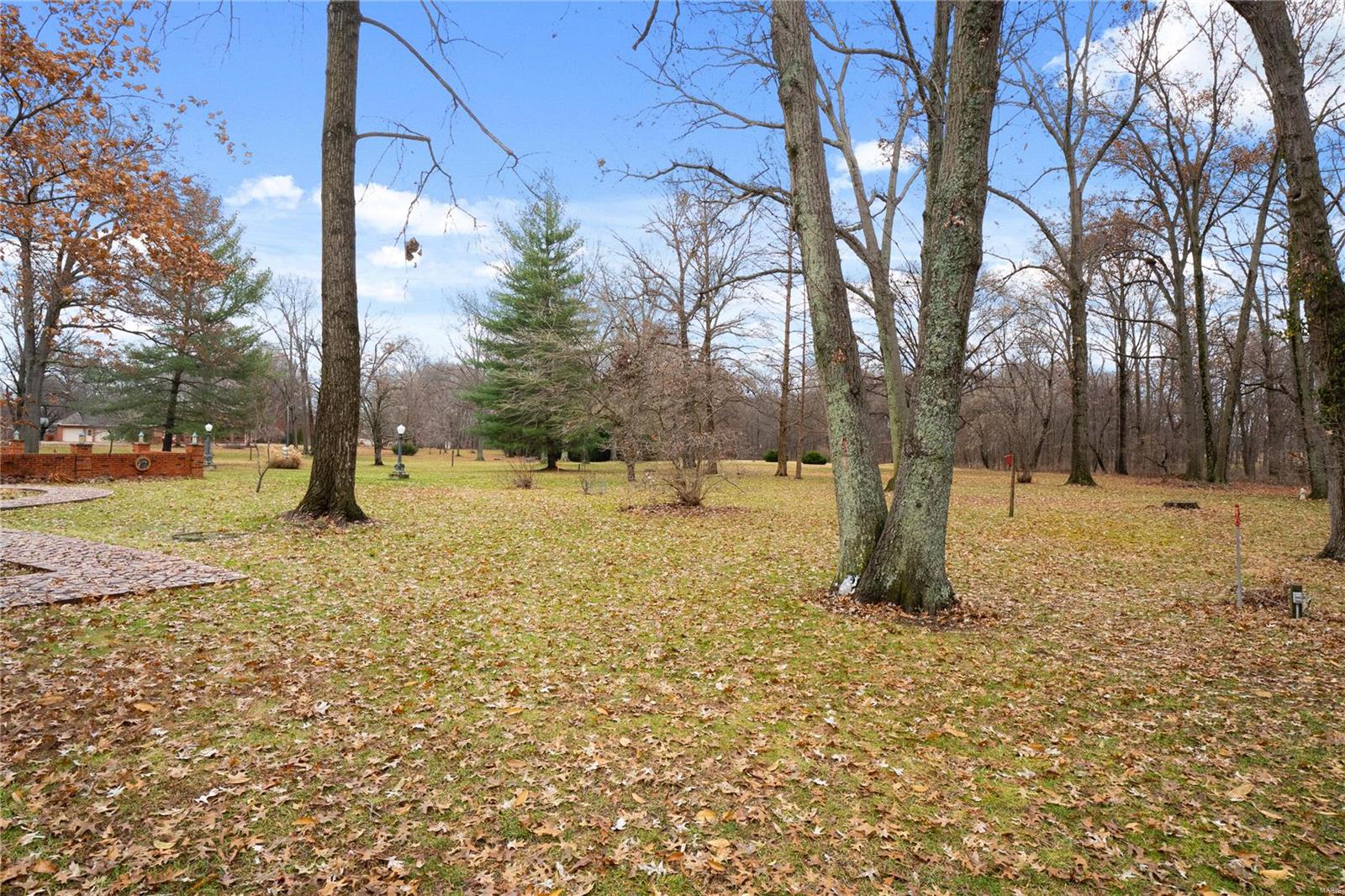 1605 Hawthorn Road Salem, IL 62881 - Photo 37 of 62 Gallery Image 37