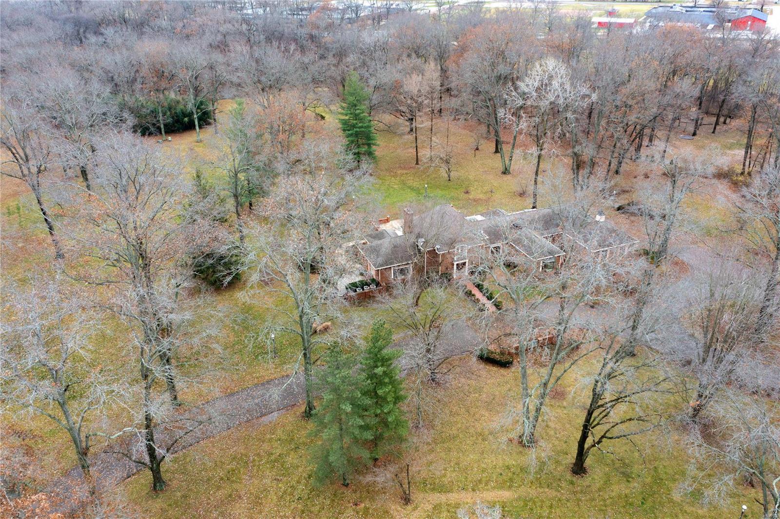 1605 Hawthorn Road Salem, IL 62881 - Photo 43 of 62 Gallery Image 43