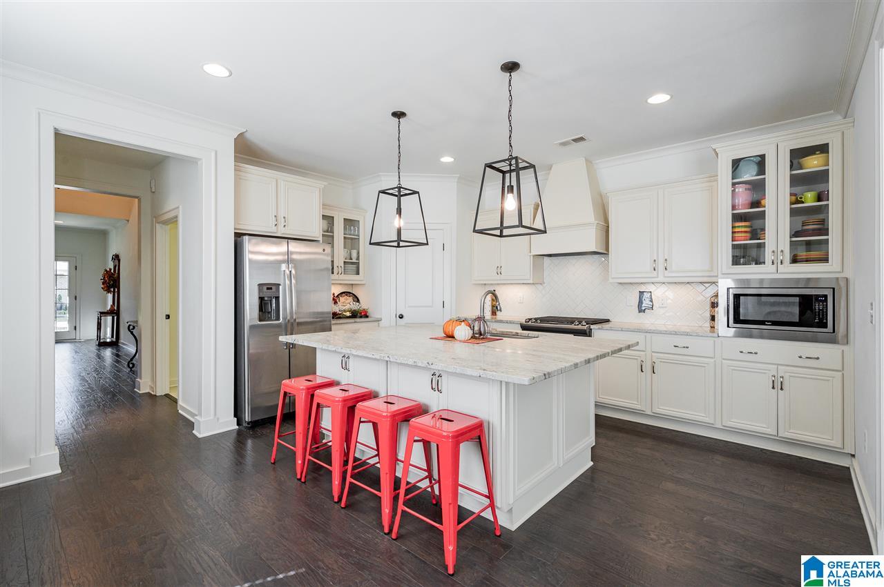 4076 Noyak Road Birmingham, AL 35226 - Photo 5 of 50