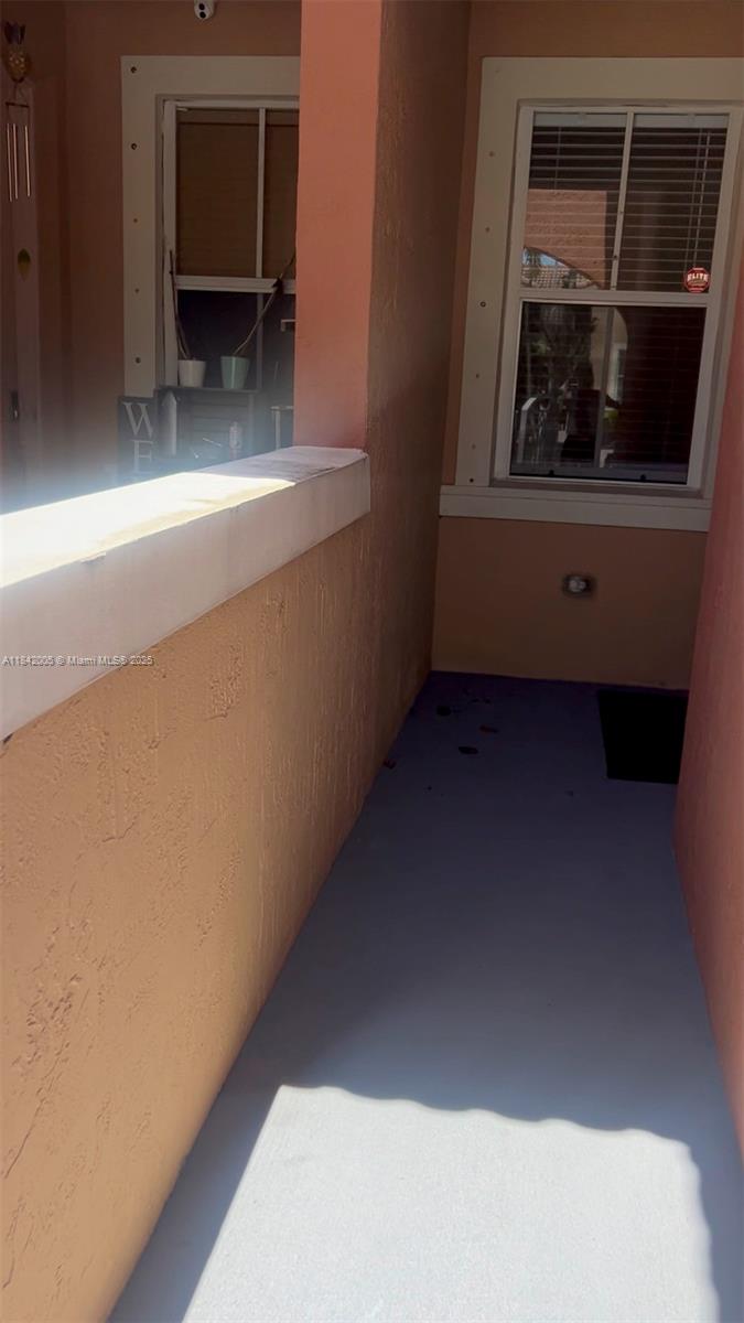 23712 Southwest 110th Avenue Homestead, FL 33032 - Photo 5 of 41 a view of small space