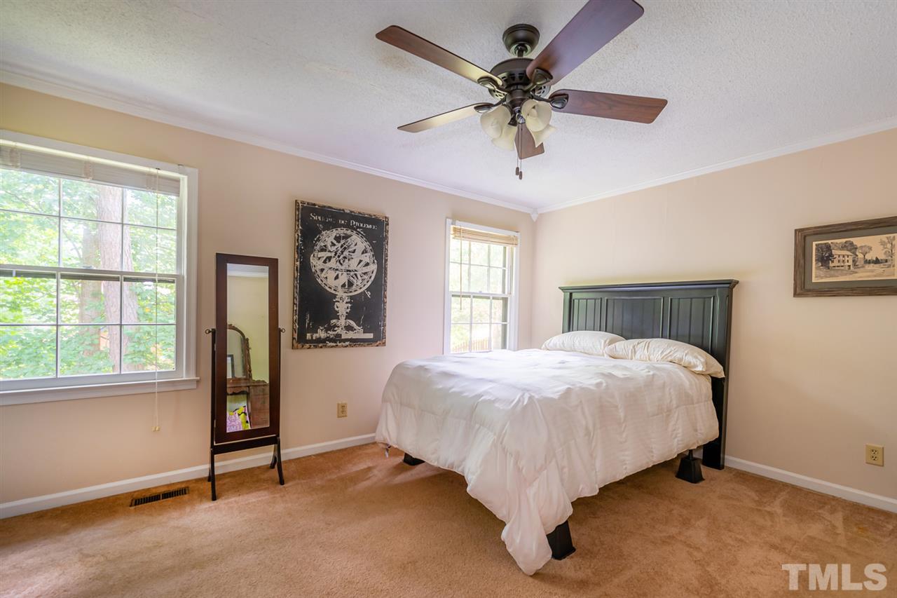 4000 Castle Court Raleigh, NC 27613 - Photo 11 of 29