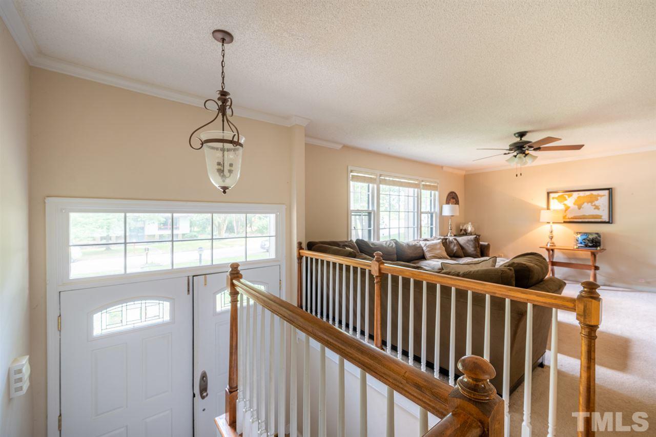 4000 Castle Court Raleigh, NC 27613 - Photo 3 of 29