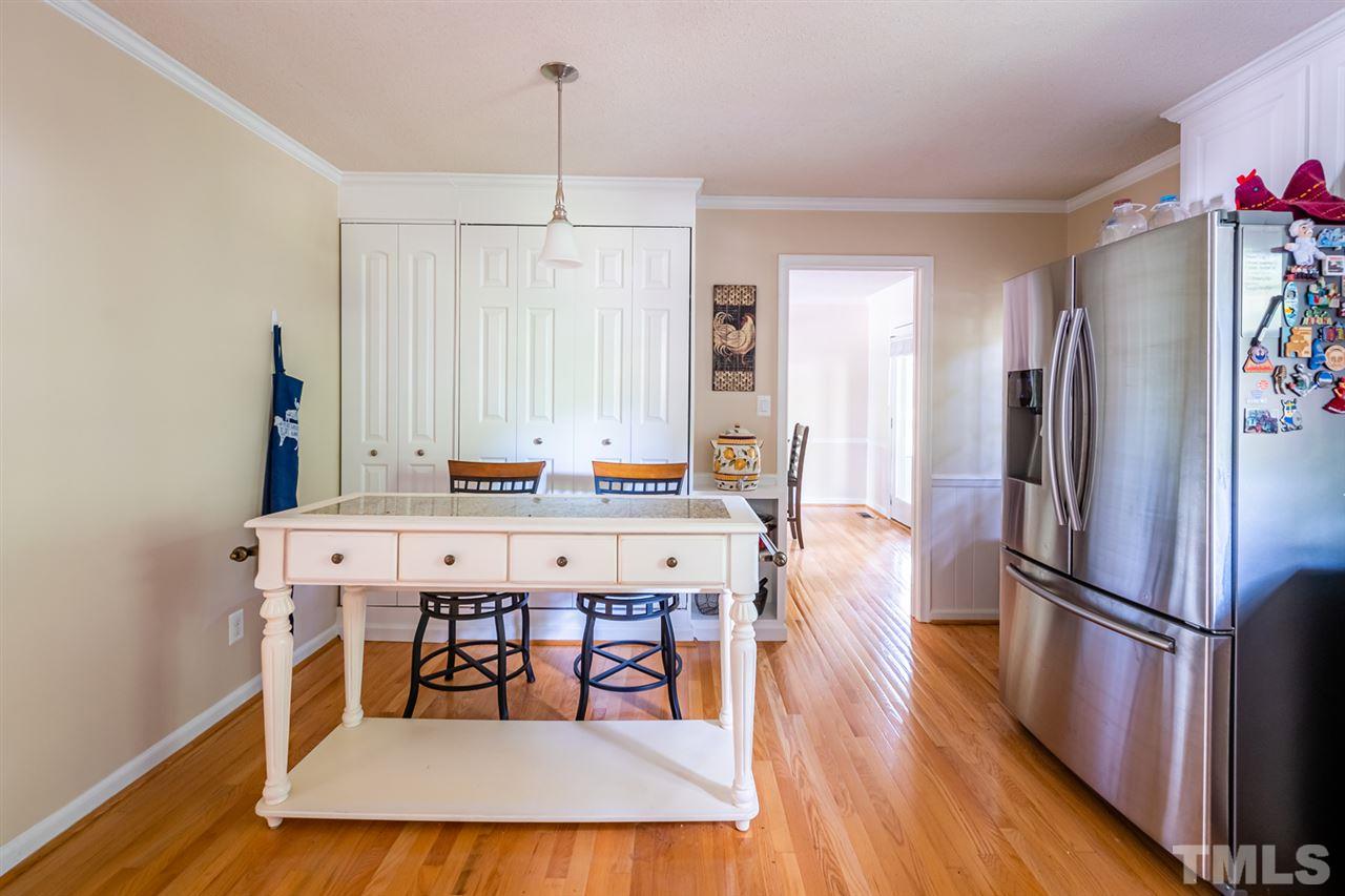 4000 Castle Court Raleigh, NC 27613 - Photo 6 of 29
