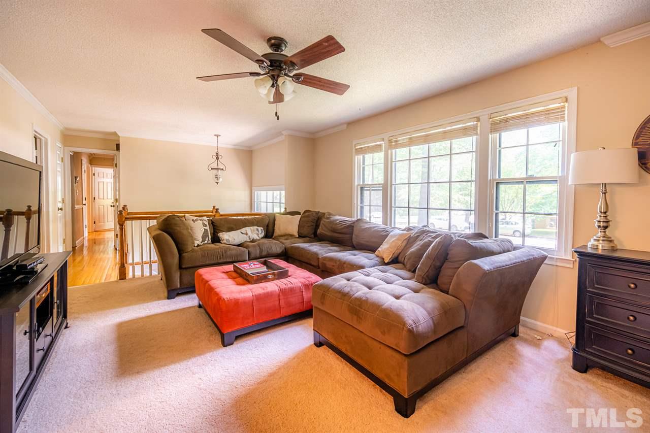 4000 Castle Court Raleigh, NC 27613 - Photo 8 of 29
