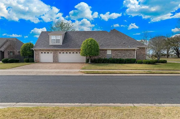 $458,000 | 336 Briars Court, Bossier City, LA 71111