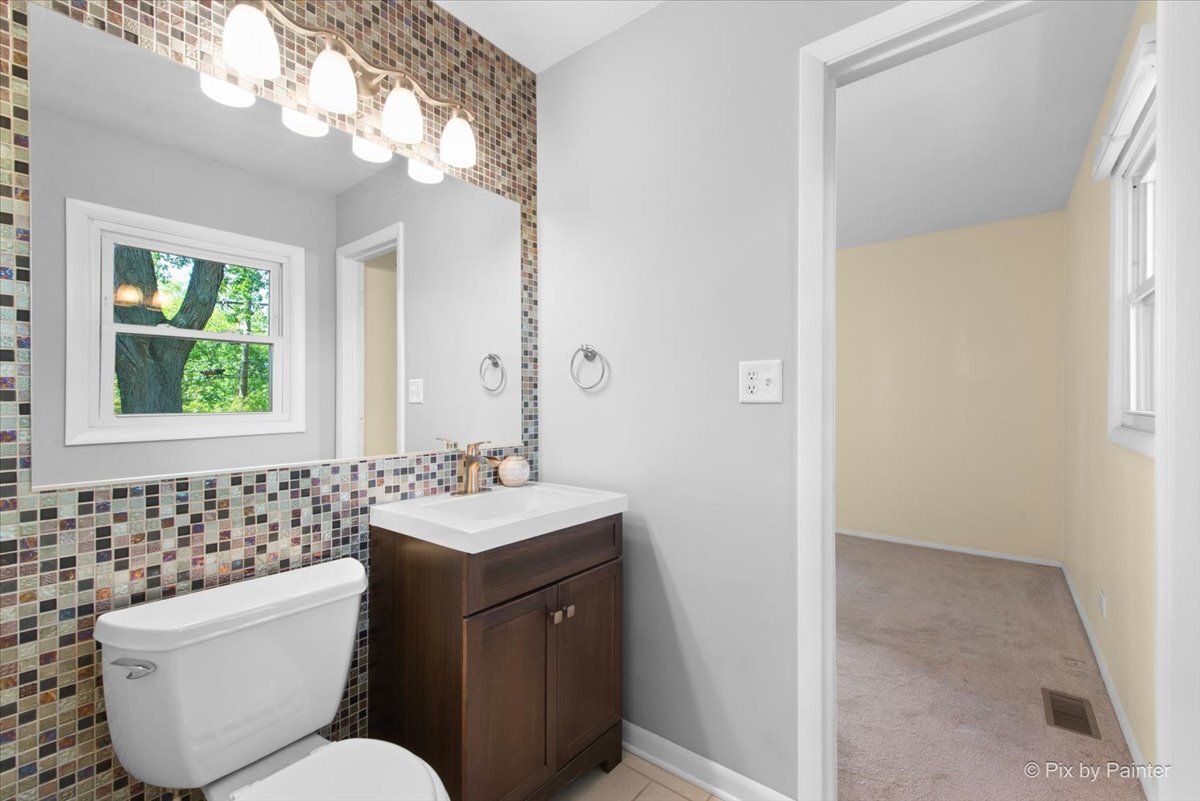 1429 Terry Road Glendale Heights, IL 60139 - Photo 16 of 42 Gallery Image 16