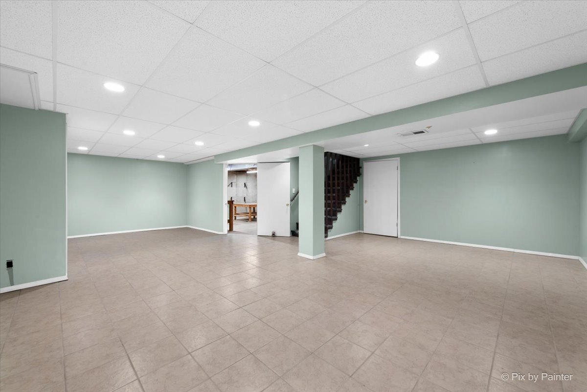1429 Terry Road Glendale Heights, IL 60139 - Photo 24 of 42 Gallery Image 24