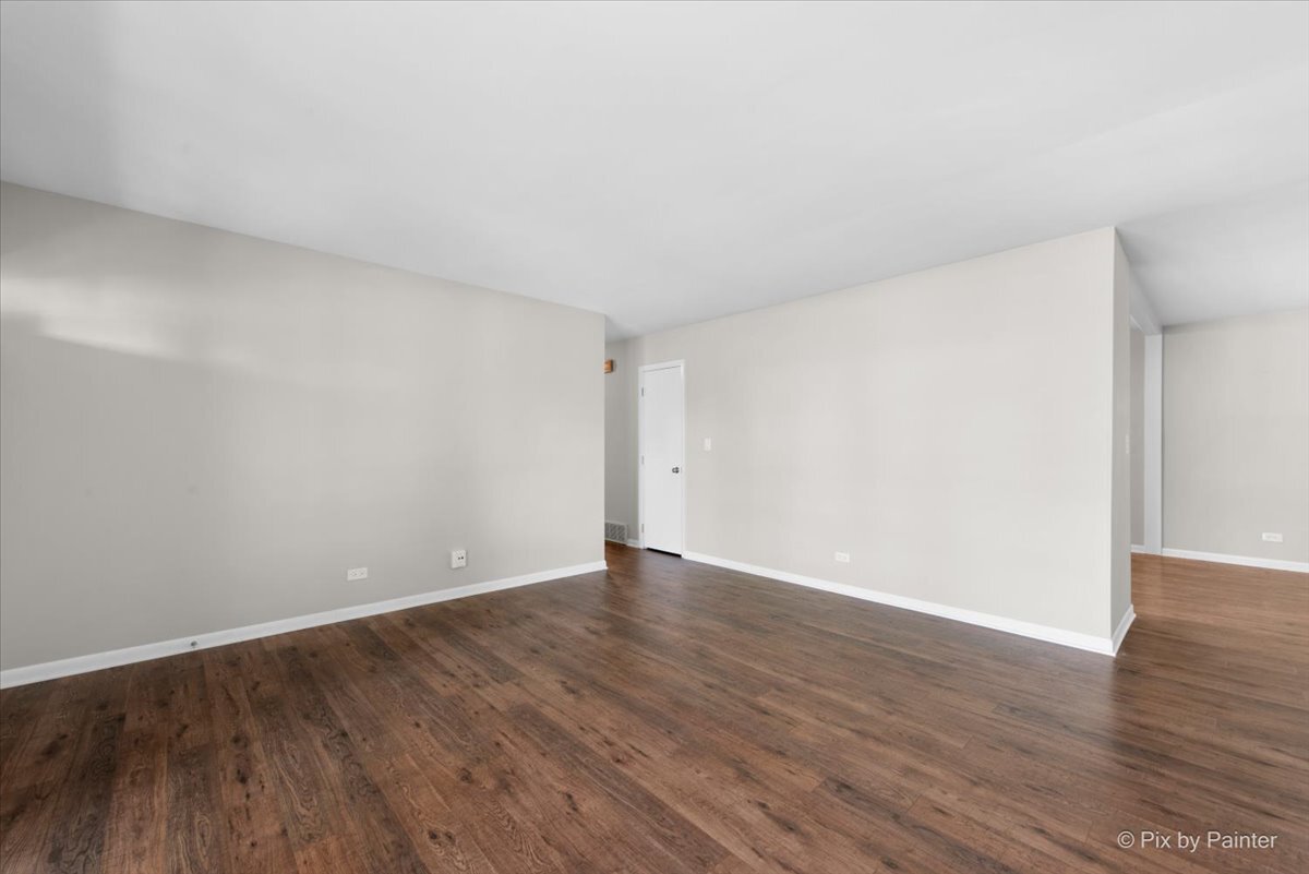 1429 Terry Road Glendale Heights, IL 60139 - Photo 5 of 42 Gallery Image 5
