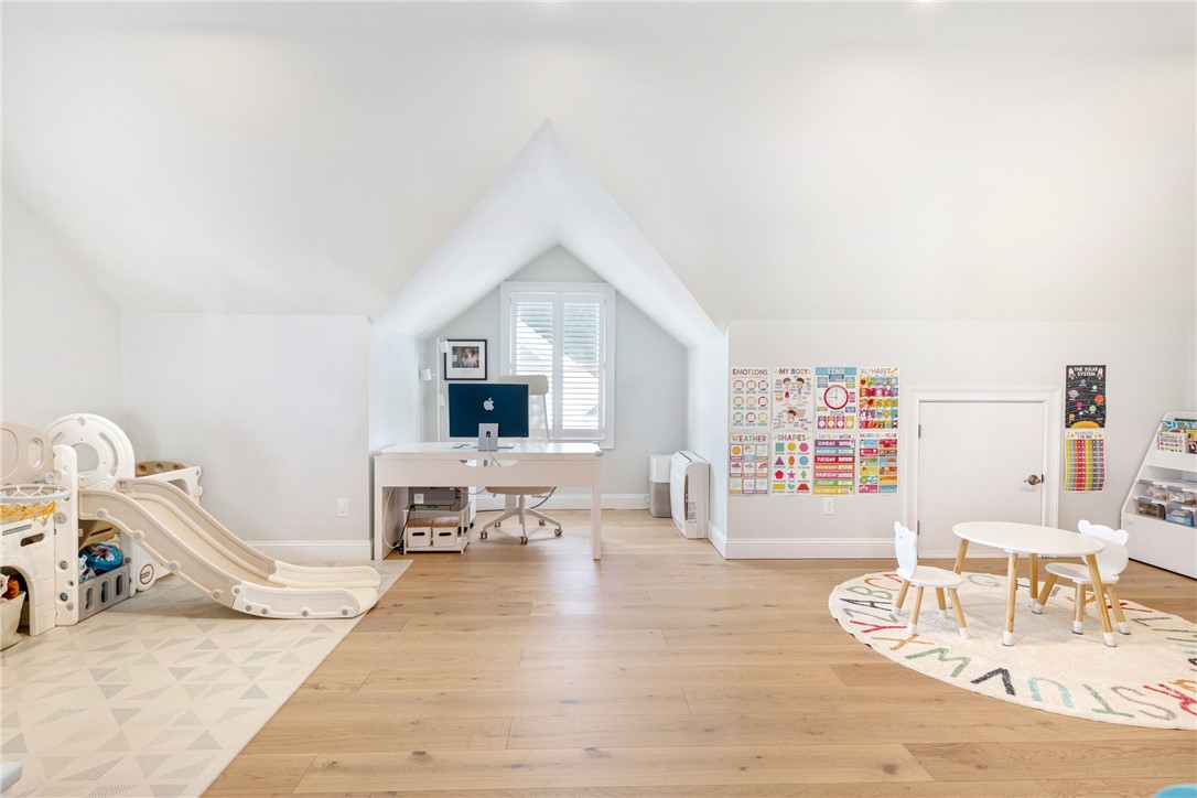 10 Kettle Point Avenue East Providence, RI 02914 - Photo 22 of 28