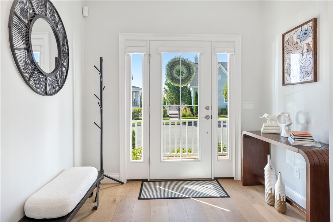 10 Kettle Point Avenue East Providence, RI 02914 - Photo 3 of 28